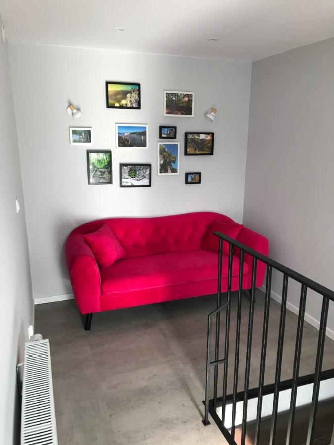 Trzy Male Drzewka Apartment Wielka Wies  Bagian luar foto